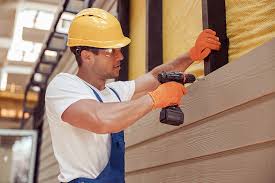 Best Engineered Wood Siding  in Shorewood, MN